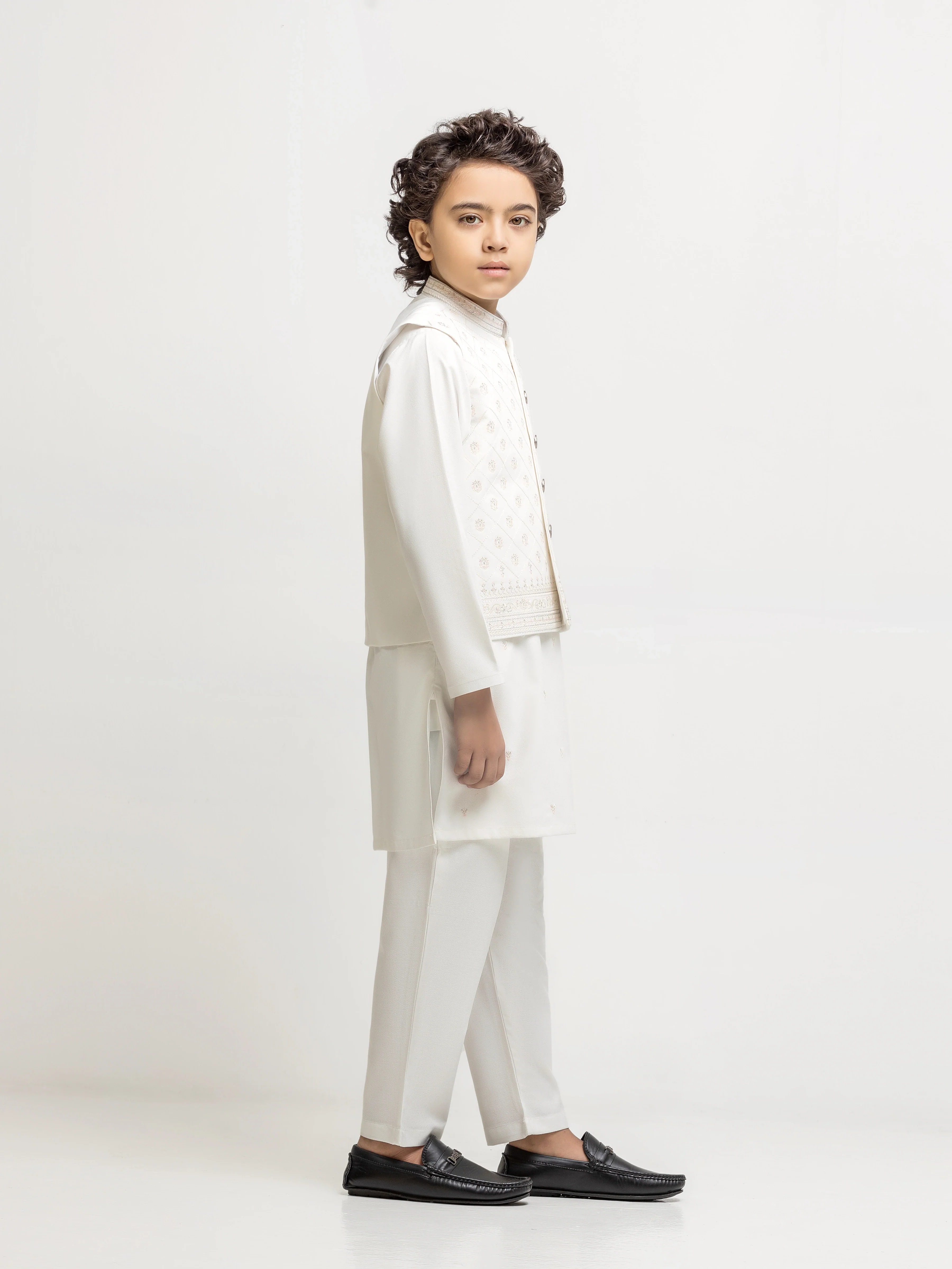Boy's Off White Waist Coat Suit - ECBTWCS5-075 - Image 4