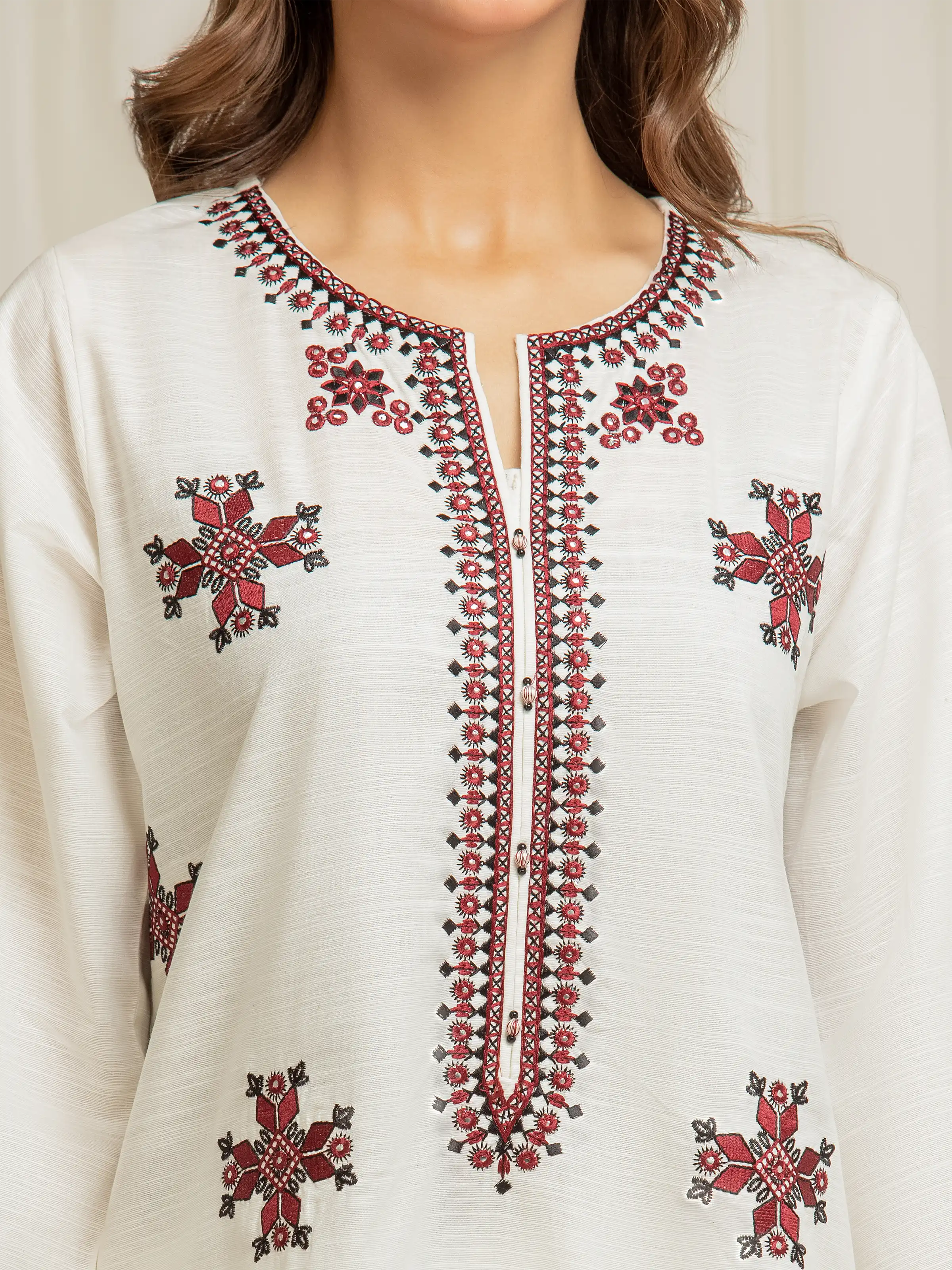 Pret Embroidered Khaddar Co-Ord Set - EWTKED5-84070ST - Image 3