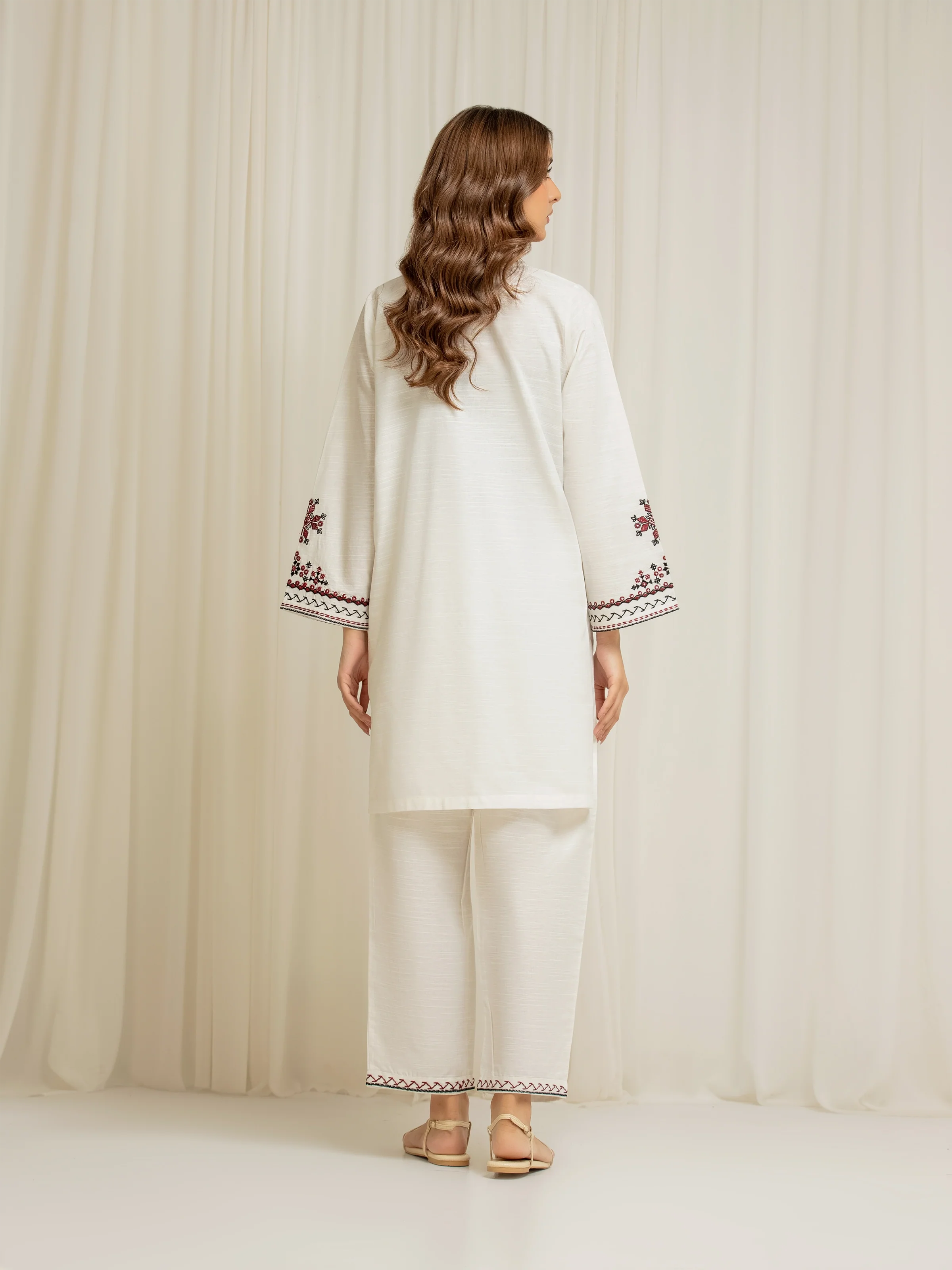 Pret Embroidered Khaddar Co-Ord Set - EWTKED5-84070ST - Image 6