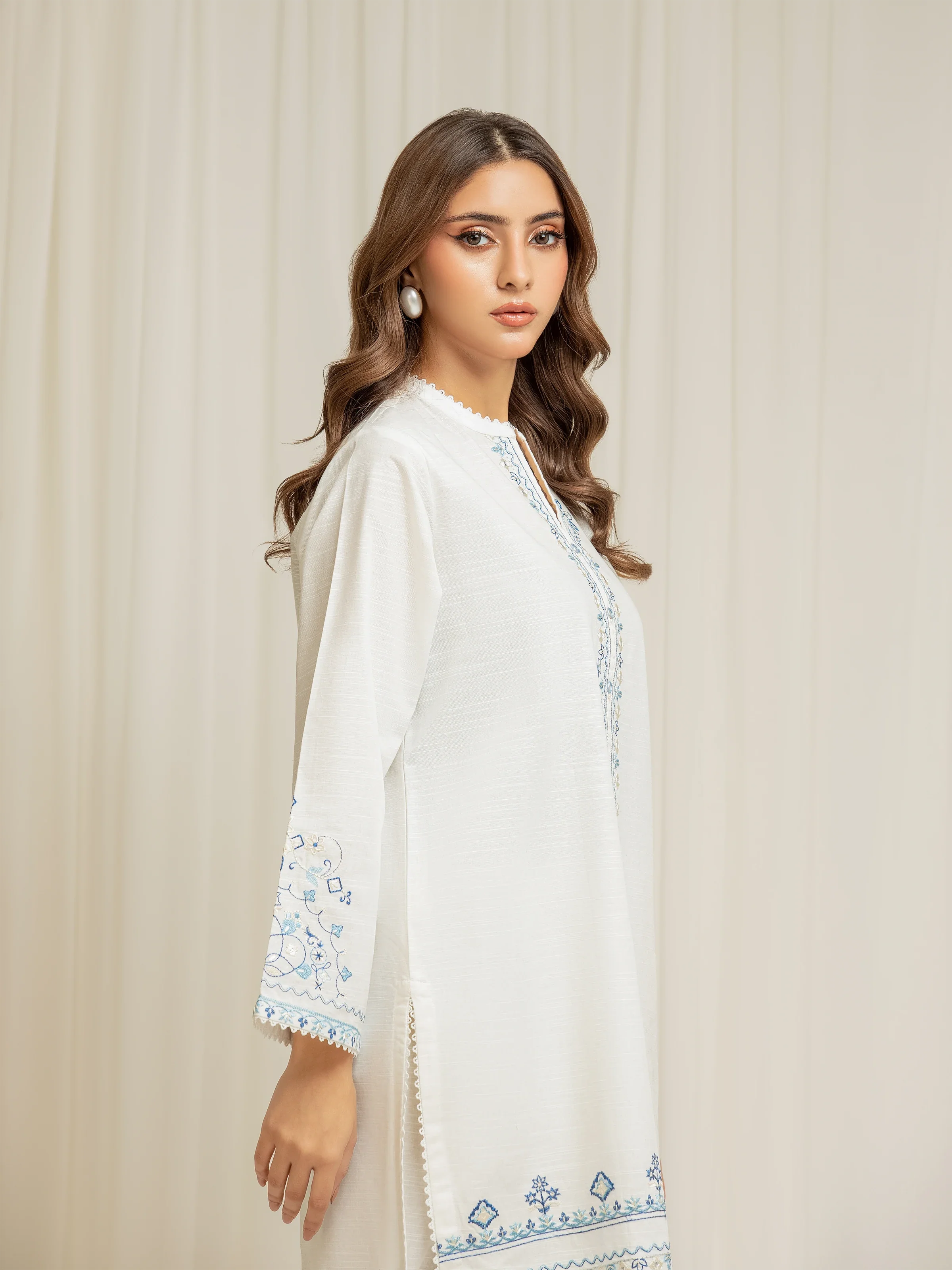 Pret Embroidered Khaddar Co-Ord Set - EWTKED5-84116ST - Image 4