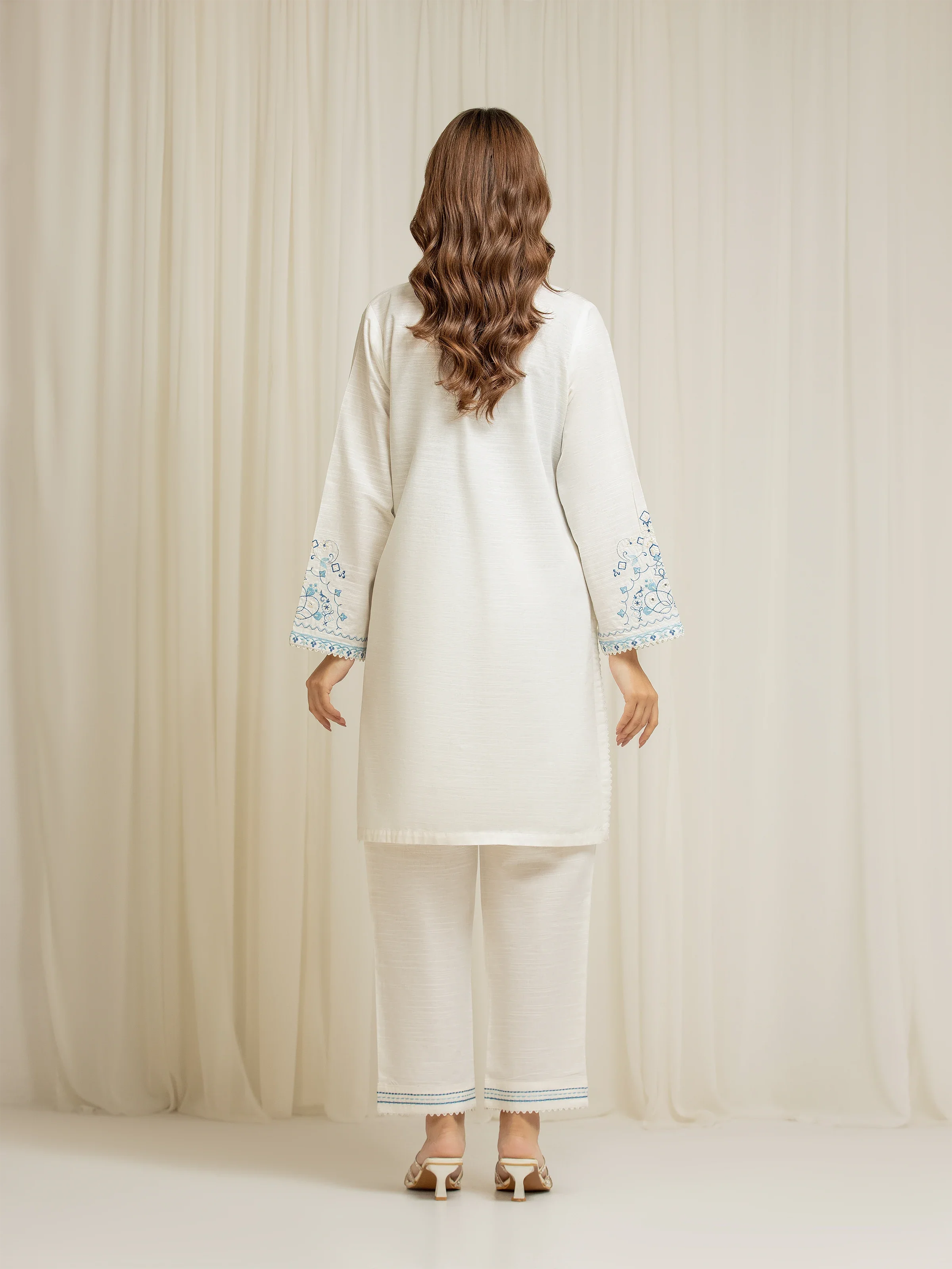 Pret Embroidered Khaddar Co-Ord Set - EWTKED5-84116ST - Image 5