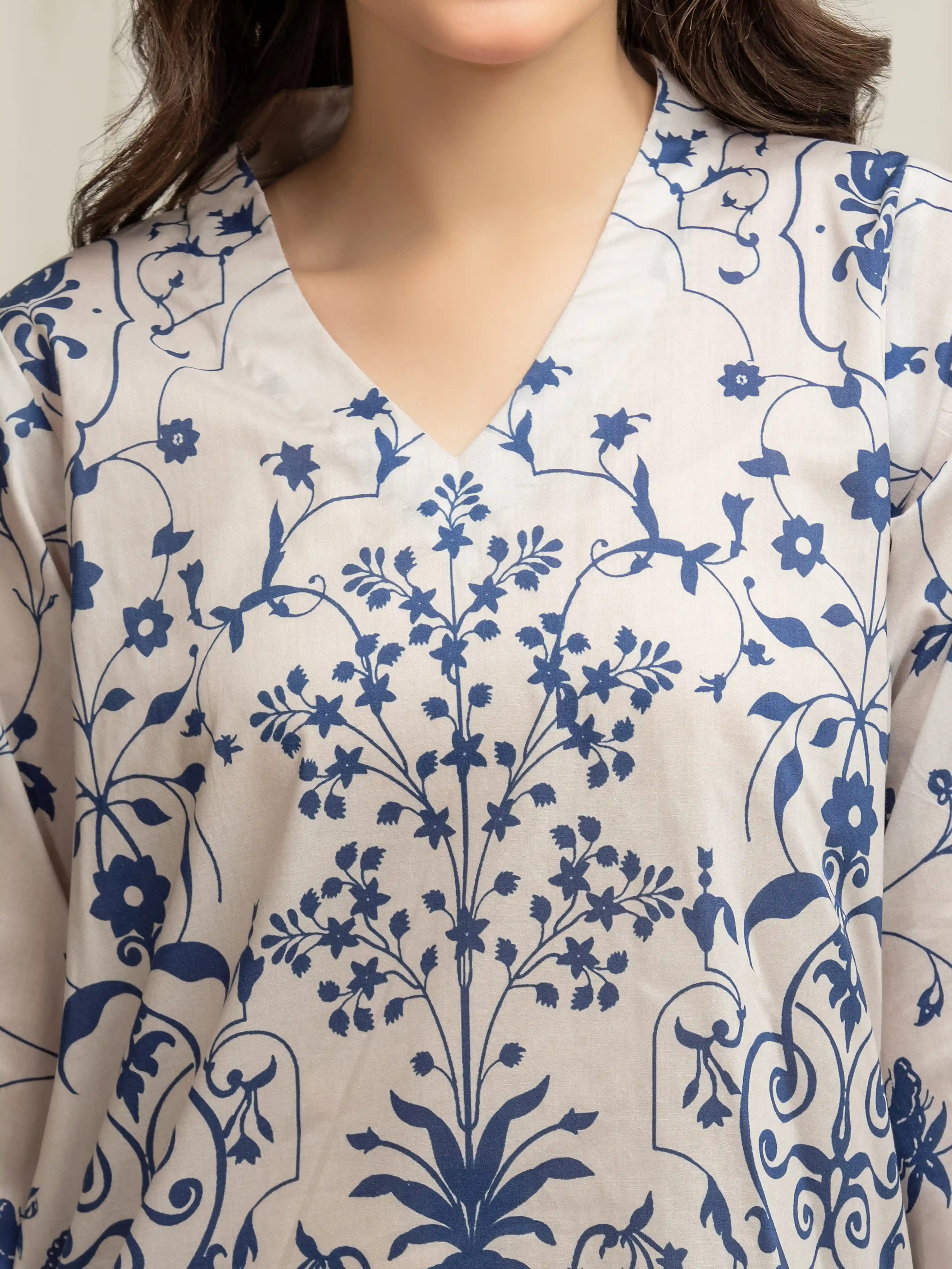 Pret Printed Lawn Suit - EWTKP6-86046-3P - Image 3