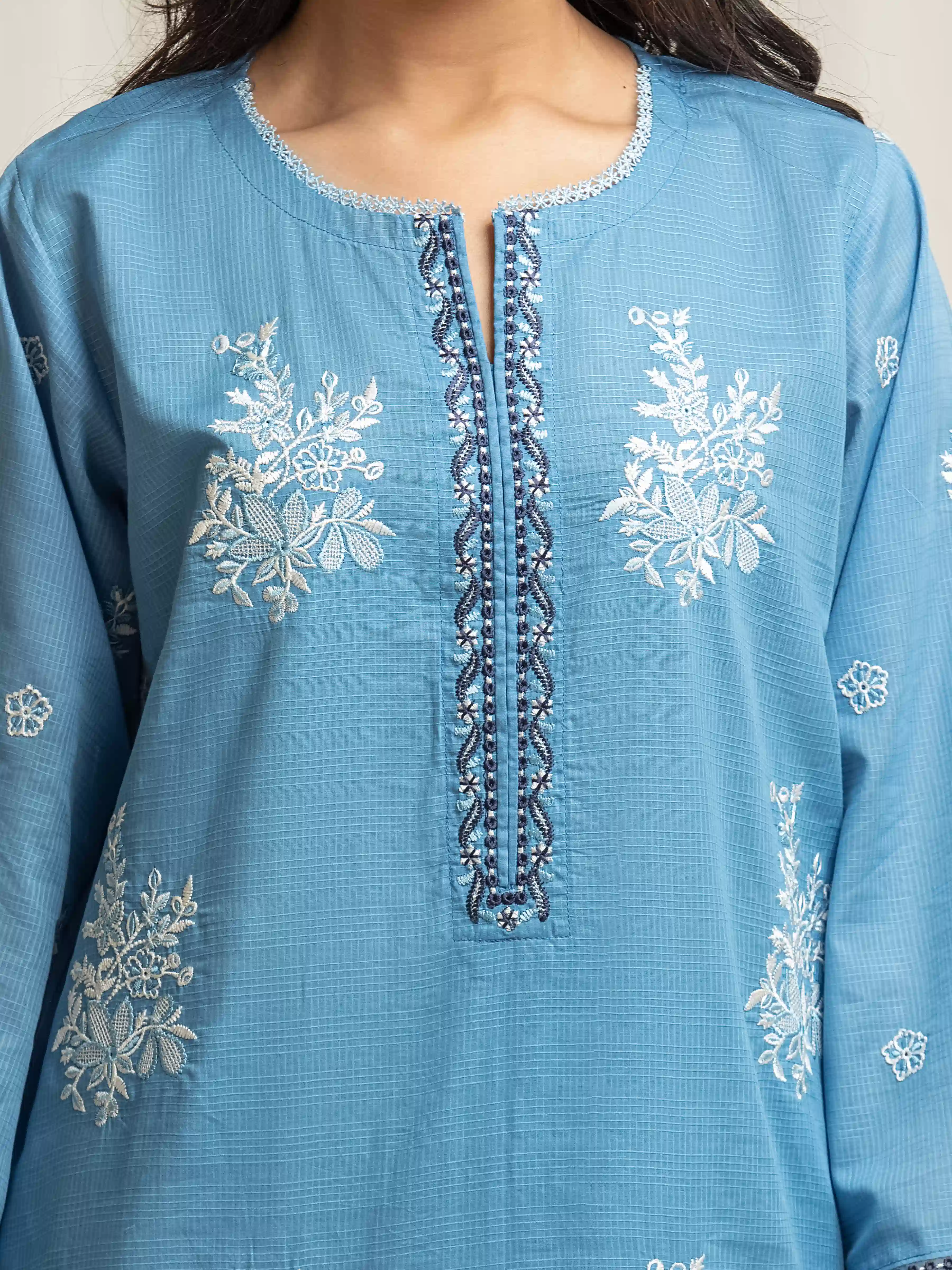 Unstitched Embroidered Lawn Suit - EWU5V1-31220-3P - Image 3