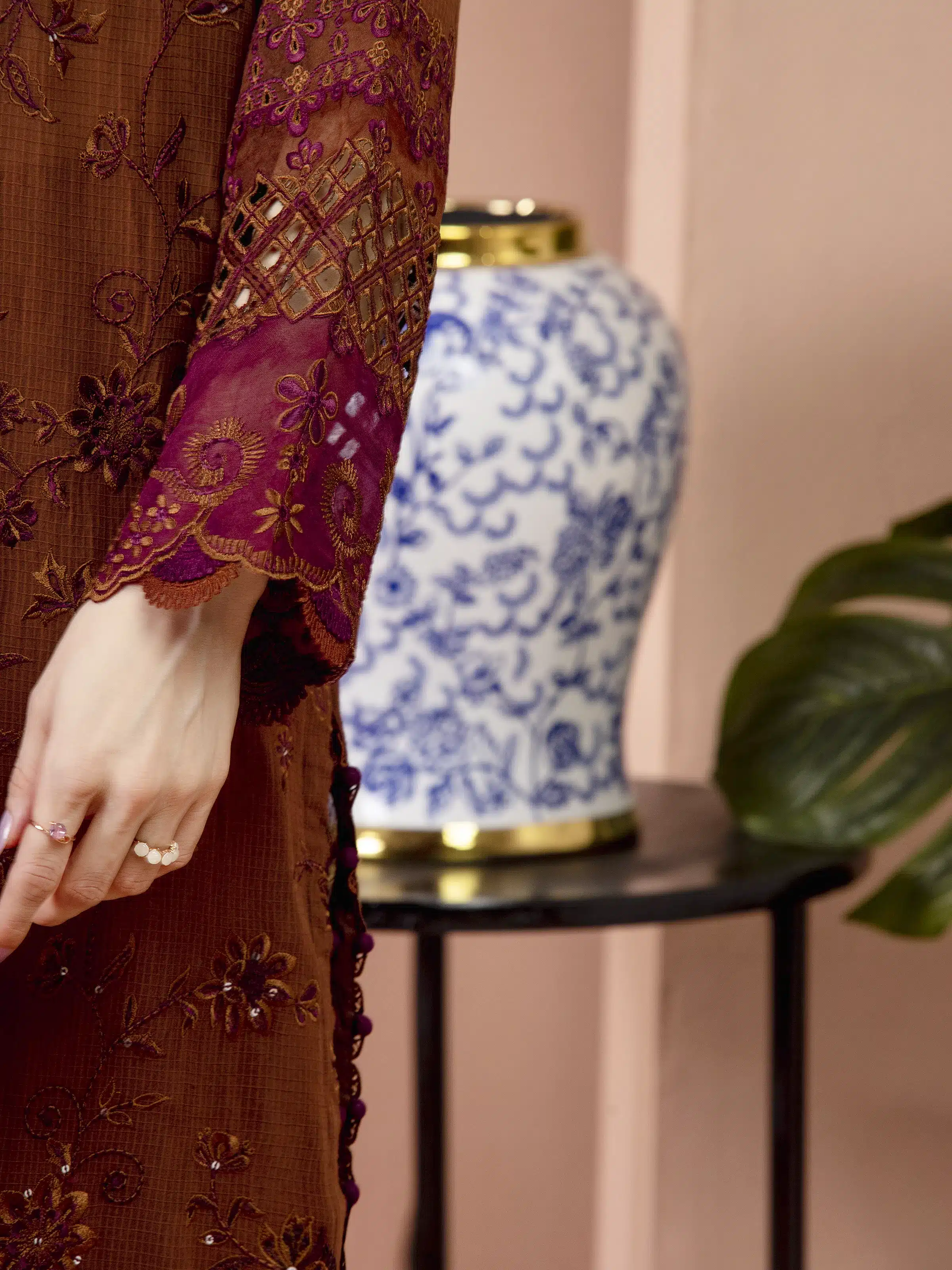 Unstitched Embroidered Lawn Shirt Dupatta - EWU5V1-31233SD - Image 4