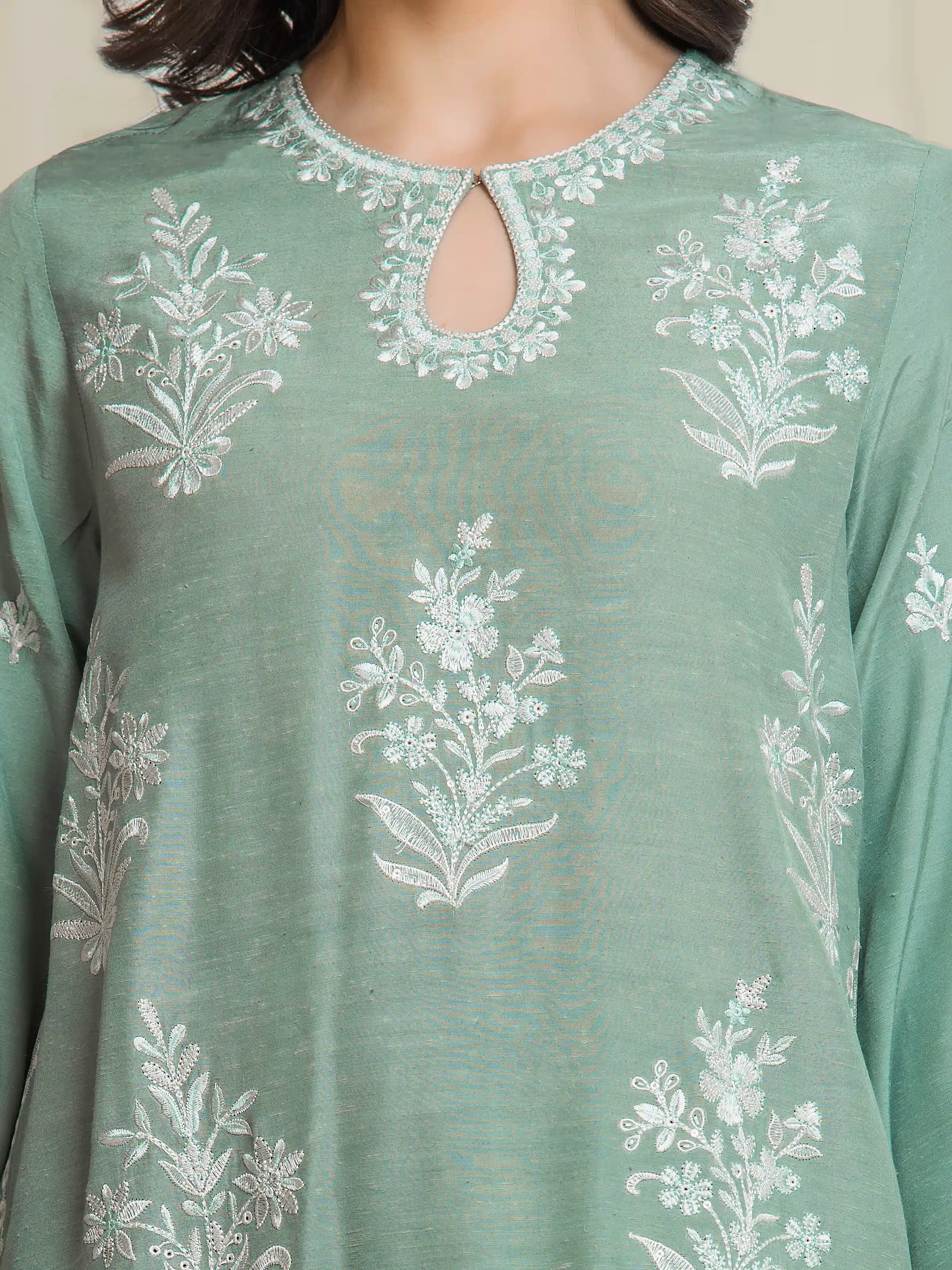 Unstitched Embroidered Karandi Suit - EWU6V22-32090-3P - Image 4