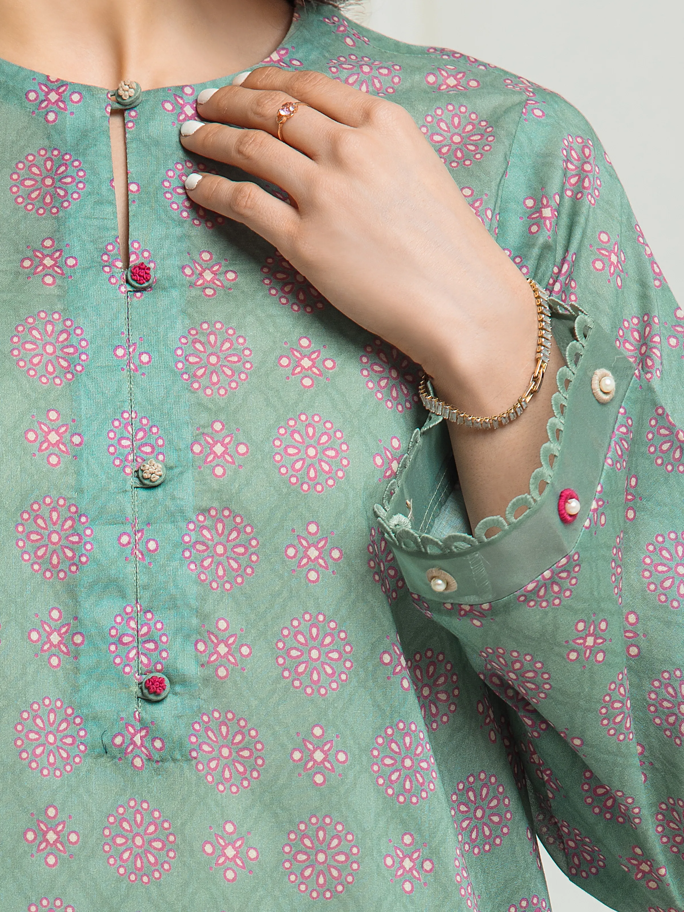 Unstitched Printed Lawn Suit - EWU6A1-36540-3P - Image 3