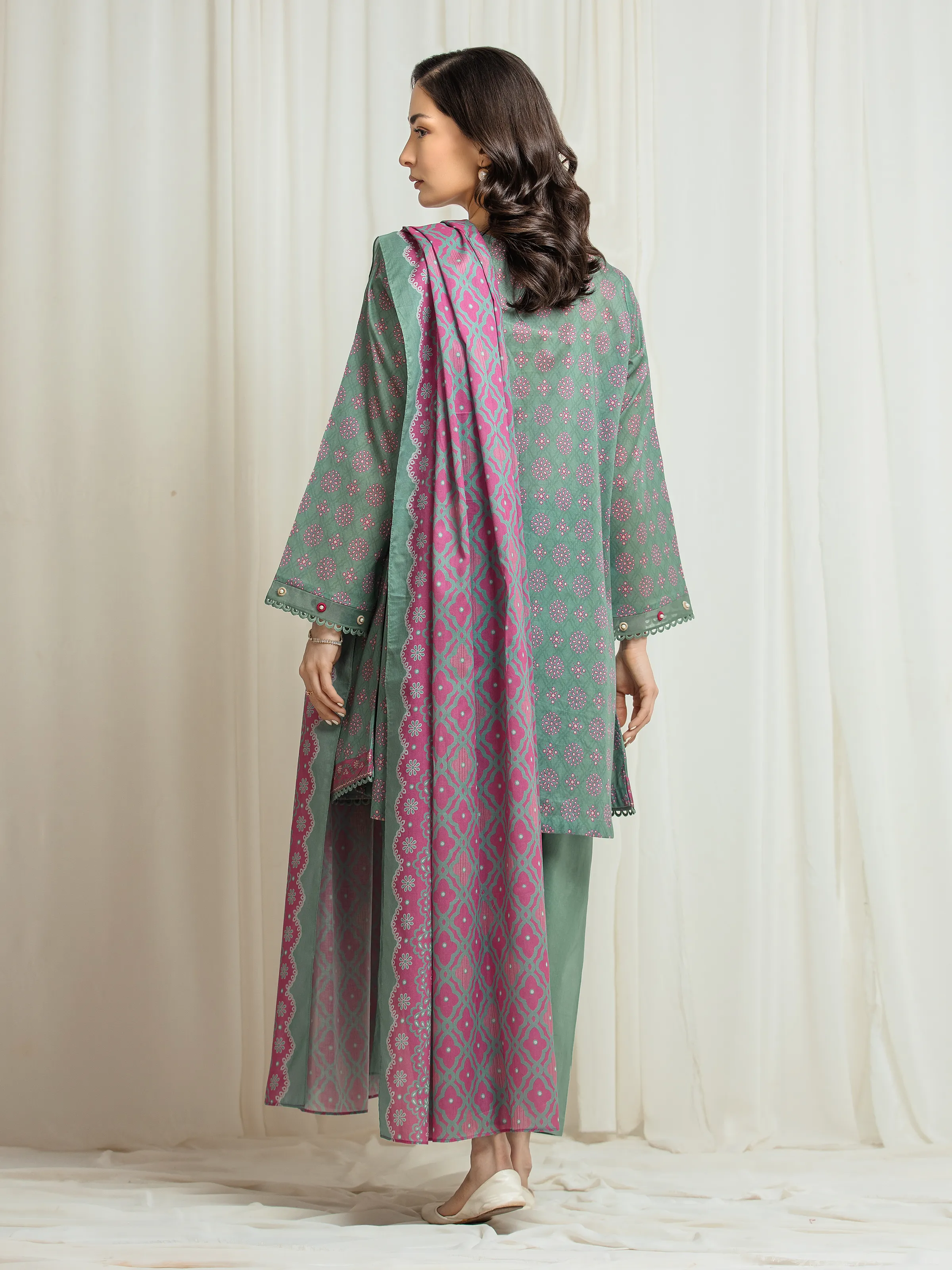 Unstitched Printed Lawn Suit - EWU6A1-36540-3P - Image 6