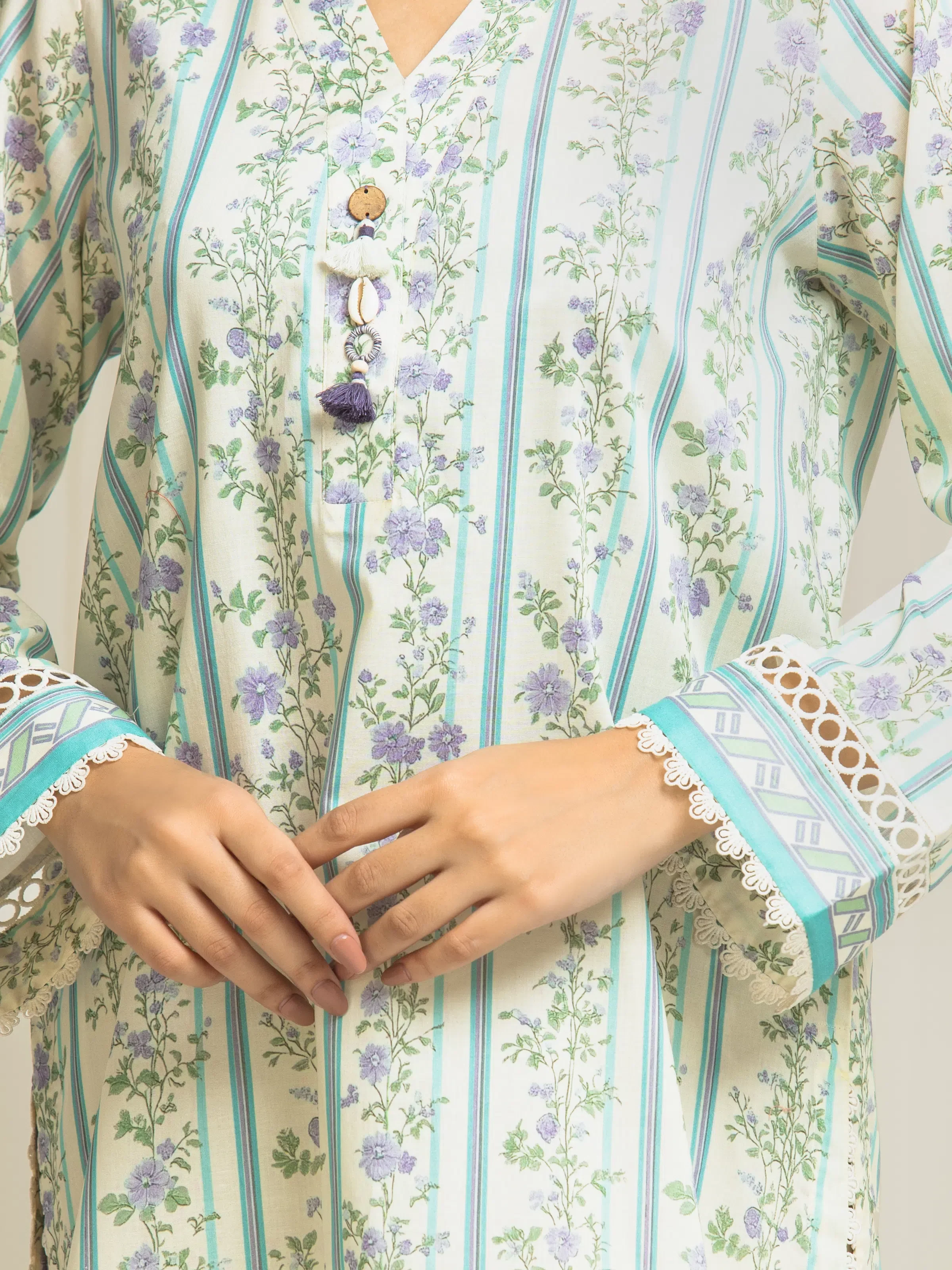 Unstitched Printed Lawn Suit - EWU6A1-36568-3P - Image 3