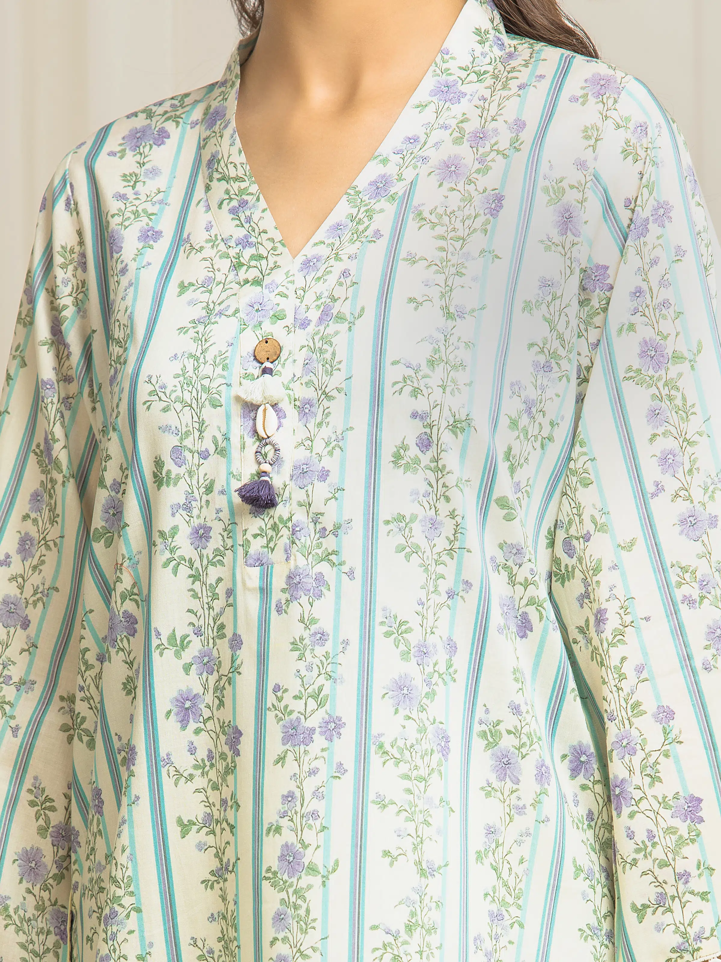 Unstitched Printed Lawn Suit - EWU6A1-36568-3P - Image 4