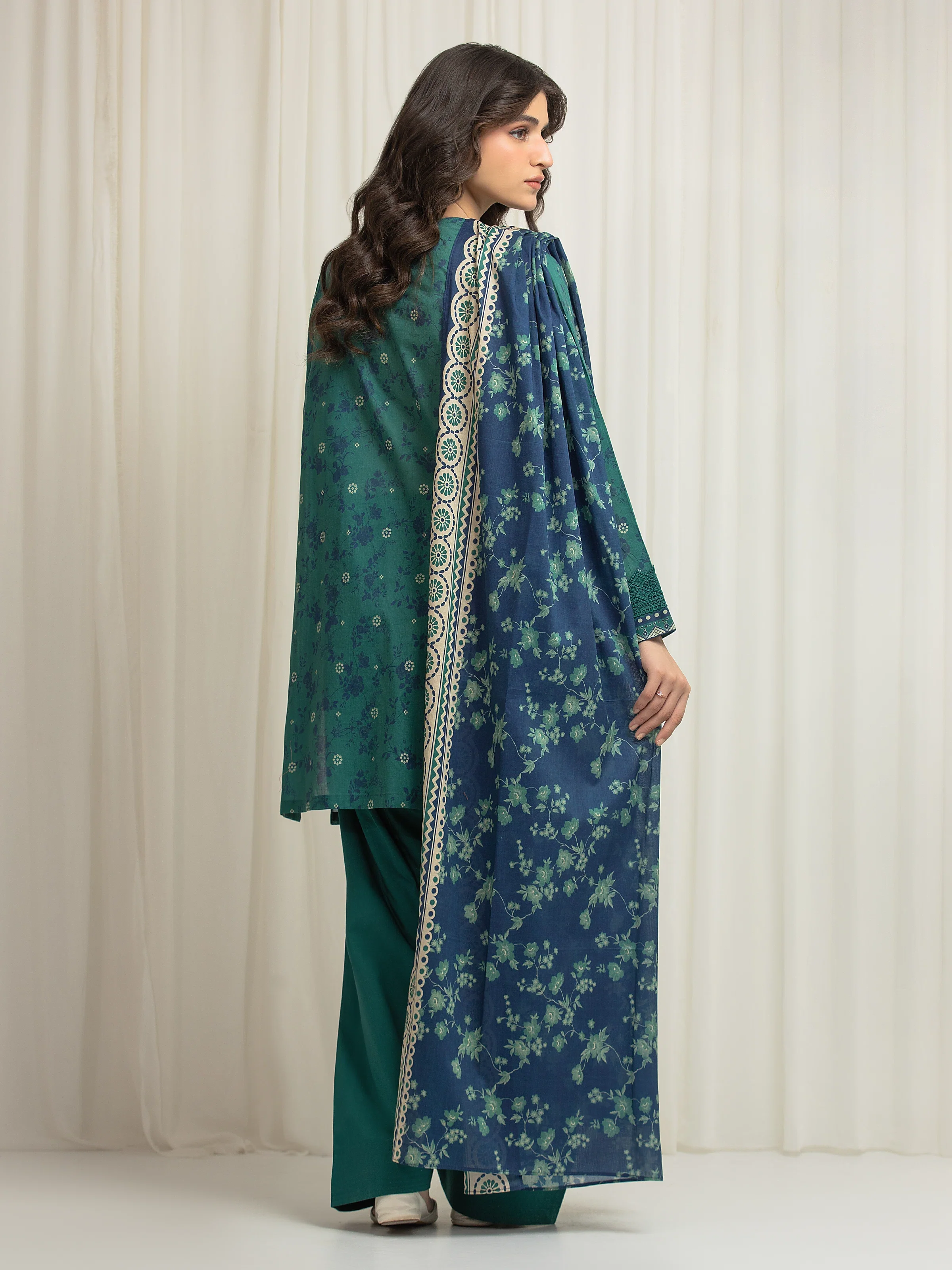 Unstitched Printed Lawn Suit - EWU6A1-36632-3P - Image 5